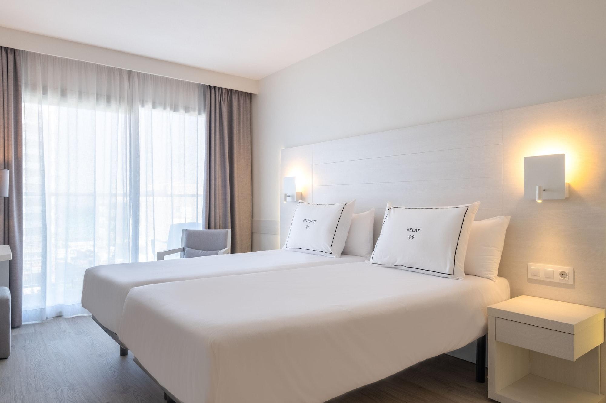 Helios Mallorca Hotel & Apartments Can Pastilla  Exterior photo